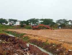 Darmeli Diduga Serobot Lahan Warga, Ubah Area Di Belakang Perumahan Apple Residen 1 Bacang Jadi Tambang Ilegal